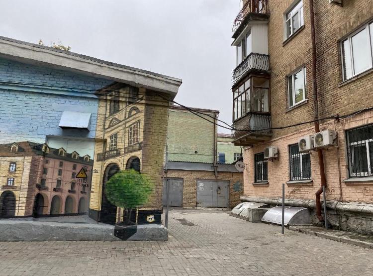 Ararat-Teatralnaya Hostel 키예프 외부 사진