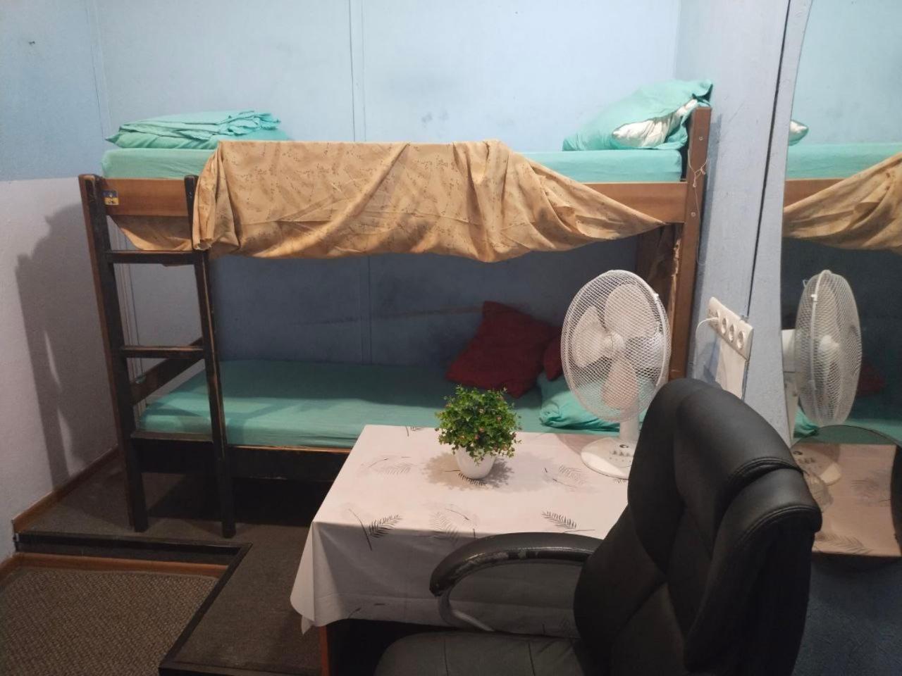 Ararat-Teatralnaya Hostel 키예프 외부 사진
